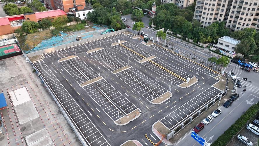 科技赋能破解城市停车难题——‘智泊南通’精准服务超95万车次